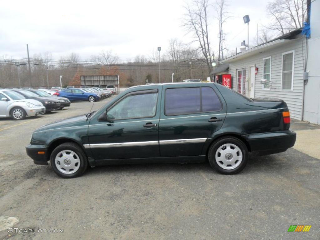 1999 Jetta GL Sedan - Uni Black / Beige photo #4