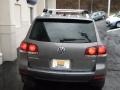 2008 Alaska Grey Metallic Volkswagen Touareg 2 V8  photo #4