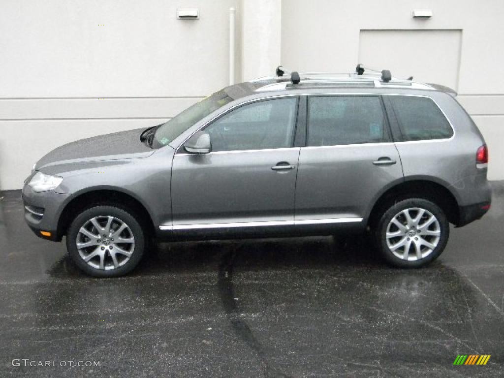 Alaska Grey Metallic 2008 Volkswagen Touareg 2 V8 Exterior Photo #46466568