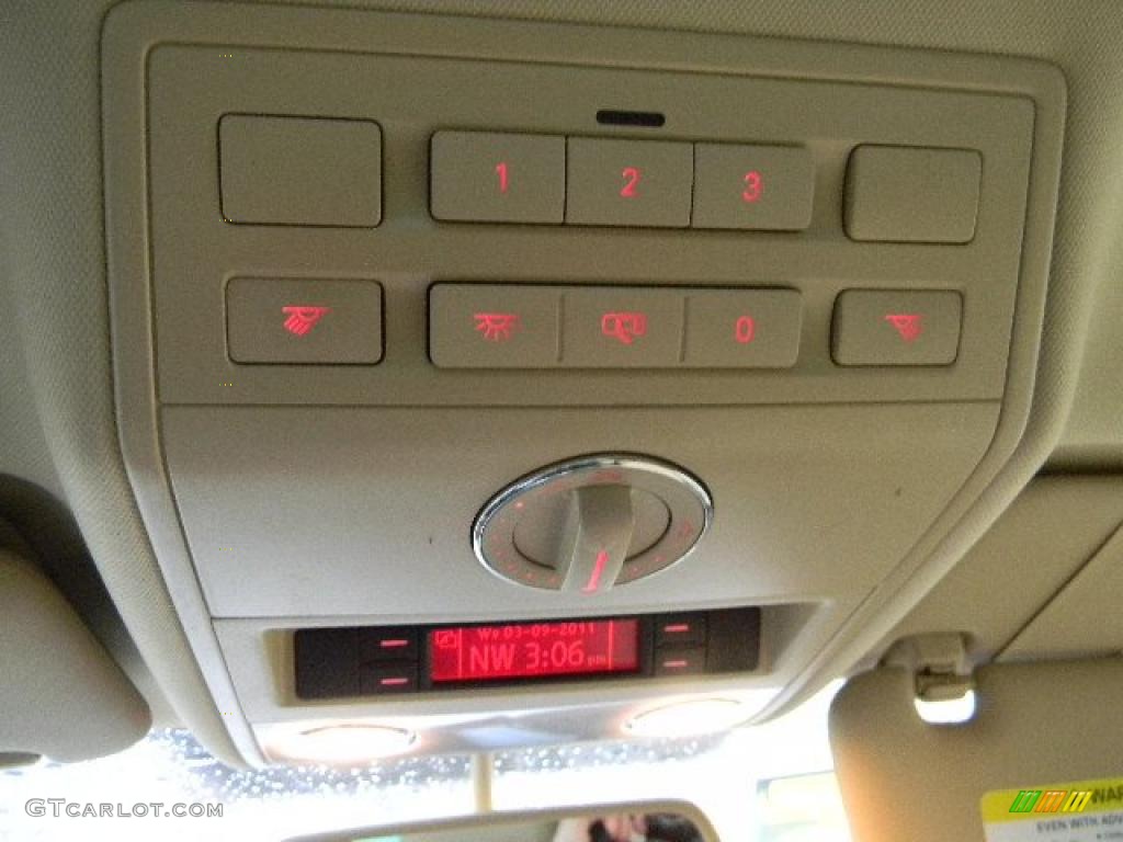 2008 Volkswagen Touareg 2 V8 Controls Photo #46466796