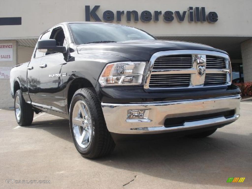 Brilliant Black Crystal Pearl Dodge Ram 1500