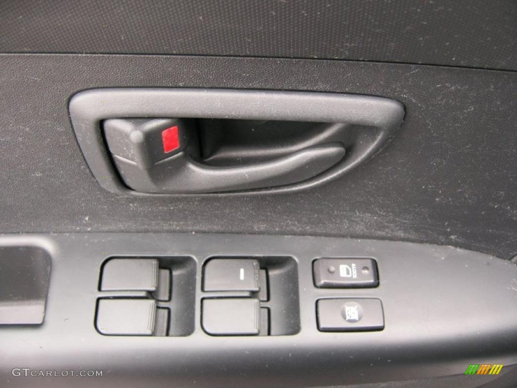 2010 Kia Soul 1.6 Controls Photo #46467408