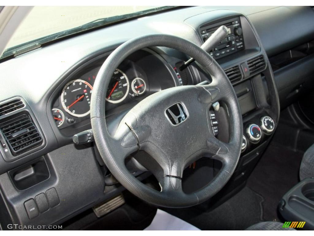 2004 Honda CR-V LX 4WD Black Steering Wheel Photo #46468047