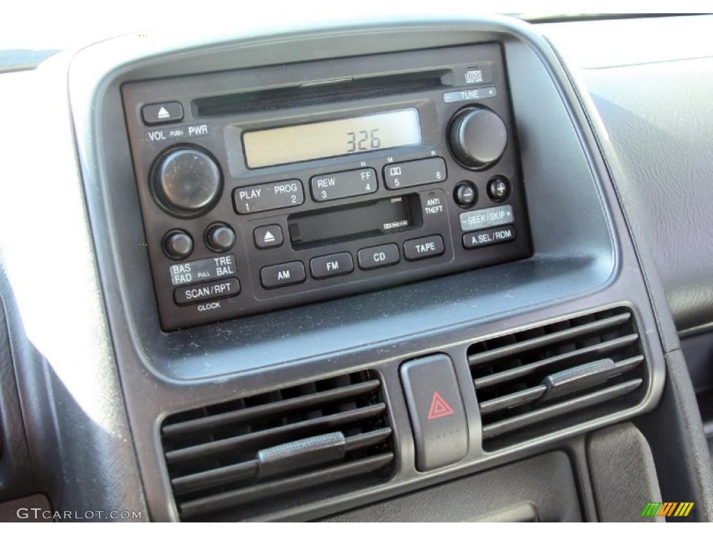 2004 Honda CR-V LX 4WD Controls Photo #46468305