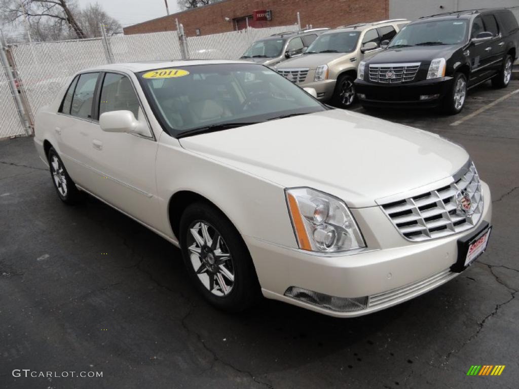 White Diamond Tricoat 2011 Cadillac DTS Luxury Exterior Photo #46469145