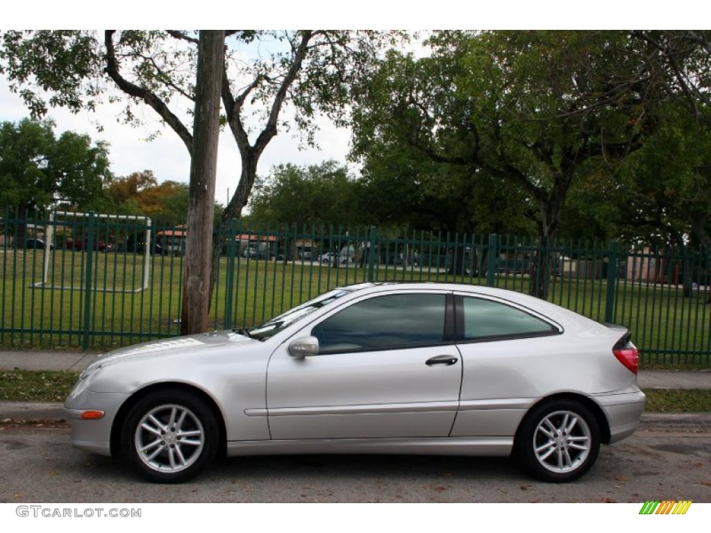 Brilliant Silver Metallic 2002 Mercedes-Benz C 230 Kompressor Coupe Exterior Photo #46469364