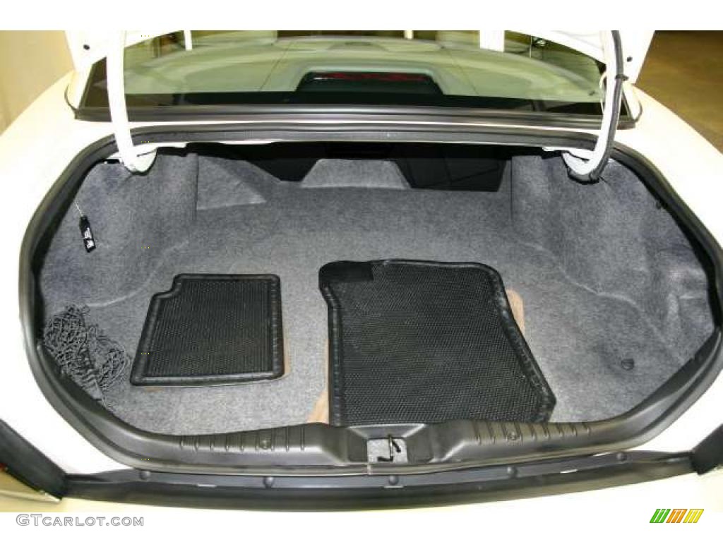 2004 Buick Park Avenue Ultra Trunk Photo #46472436
