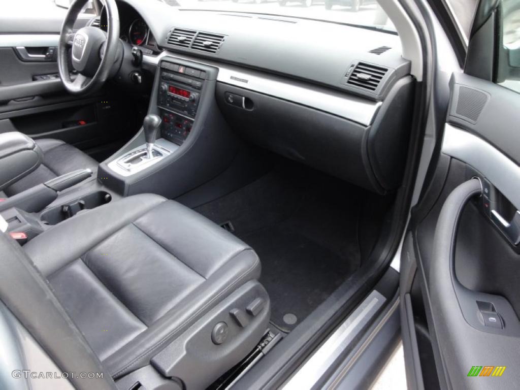 2006 Audi A4 2.0T quattro Sedan Ebony Dashboard Photo #46472796