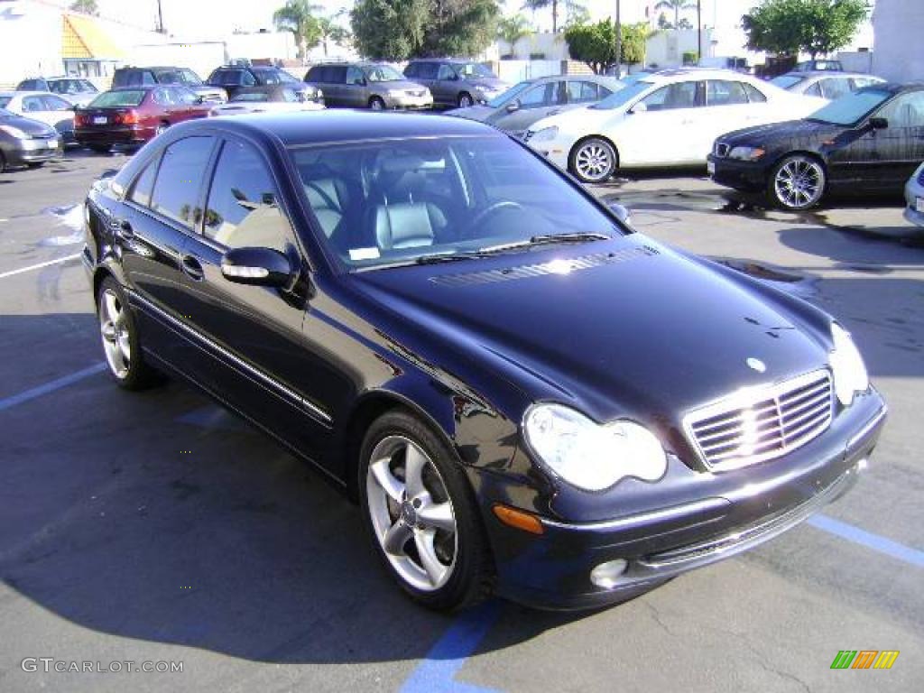 2004 C 230 Kompressor Sedan - Black / Charcoal photo #2