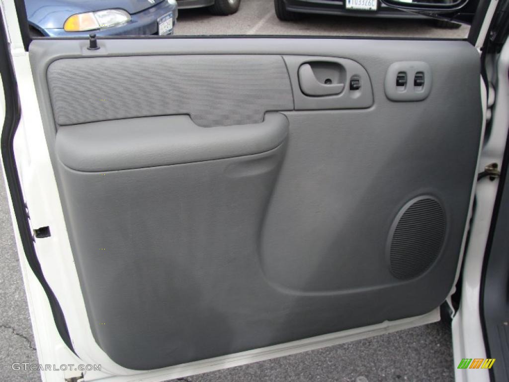 2007 Dodge Caravan SE Door Panel Photos