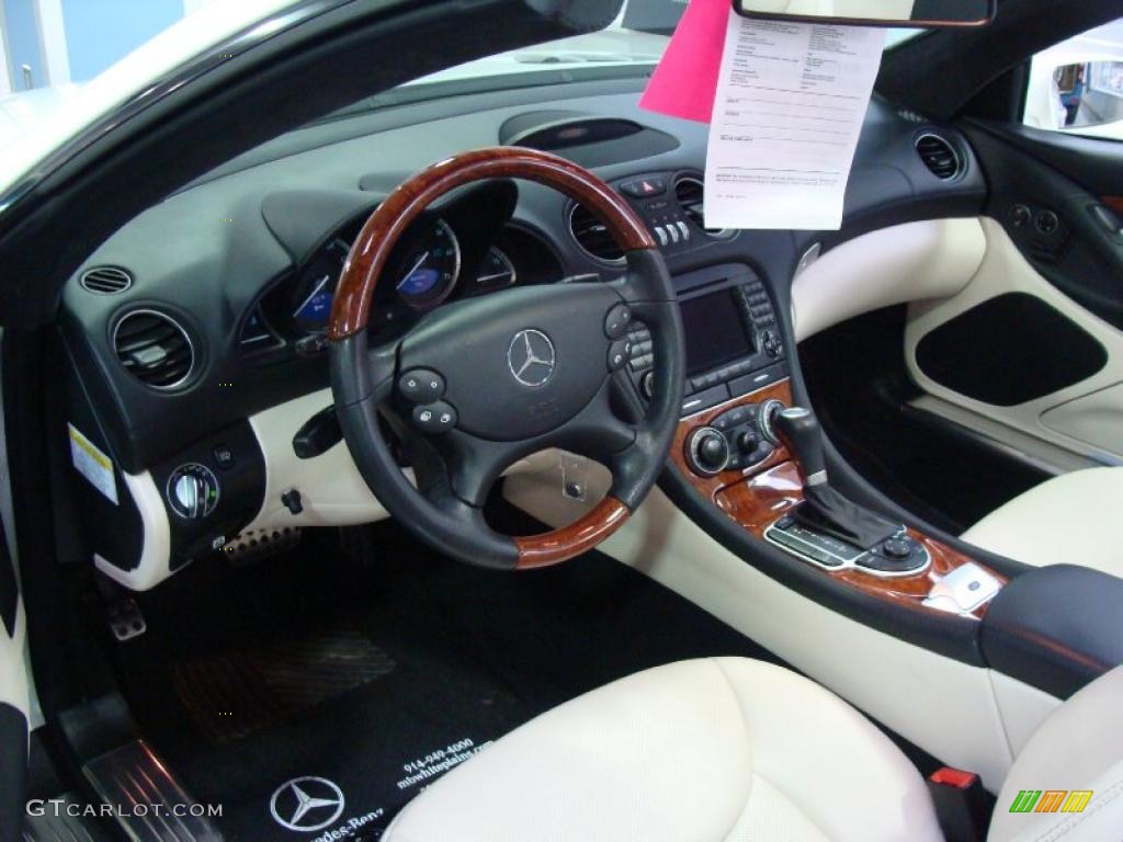 Stone Interior 2007 Mercedes-Benz SL 550 Roadster Photo #46473624