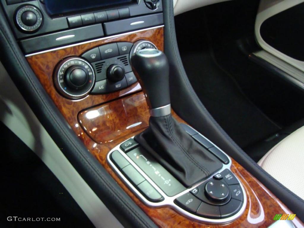 2007 Mercedes-Benz SL 550 Roadster 7 Speed Automatic Transmission Photo #46473654