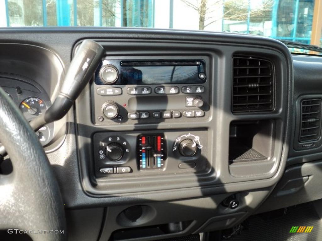 2005 Silverado 1500 Regular Cab - Silver Birch Metallic / Dark Charcoal photo #10