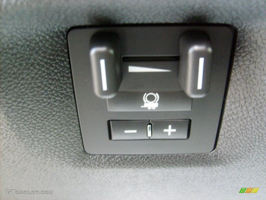 2011 GMC Sierra 1500 SLE Extended Cab 4x4 Controls Photo #46476051