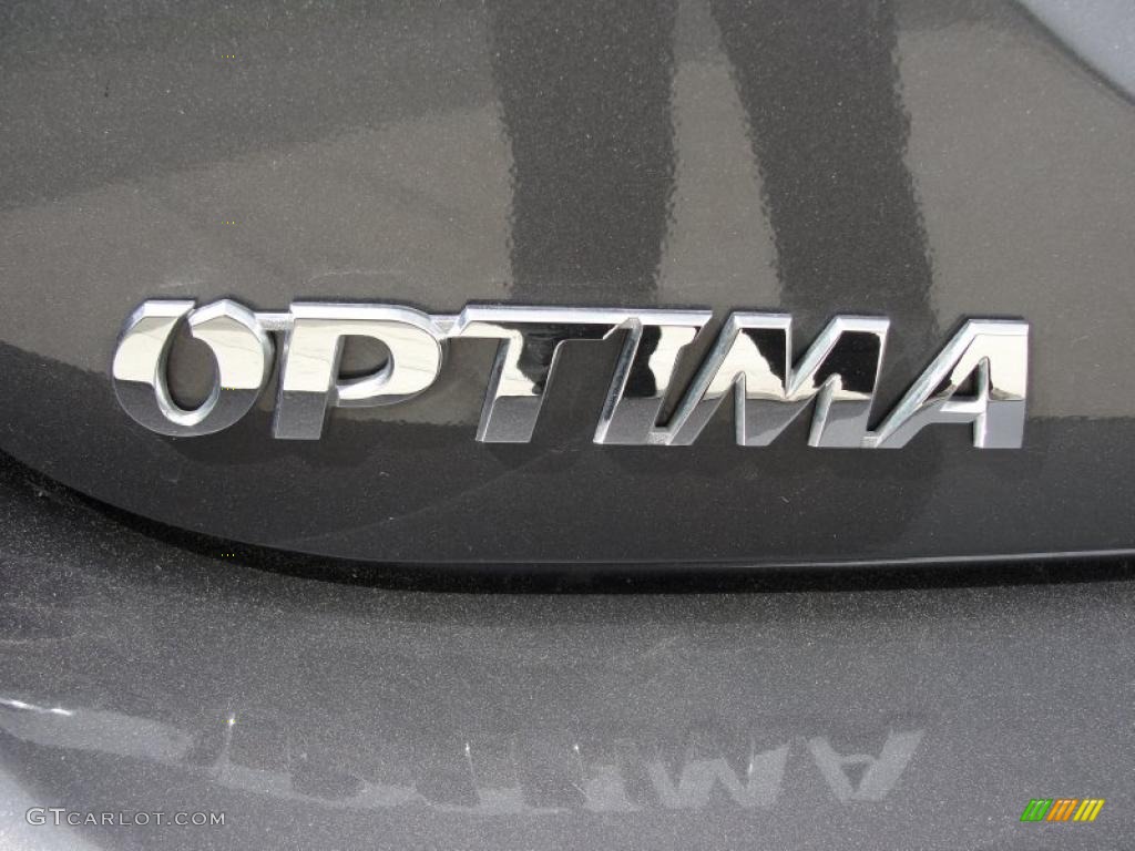2009 Kia Optima LX Marks and Logos Photos