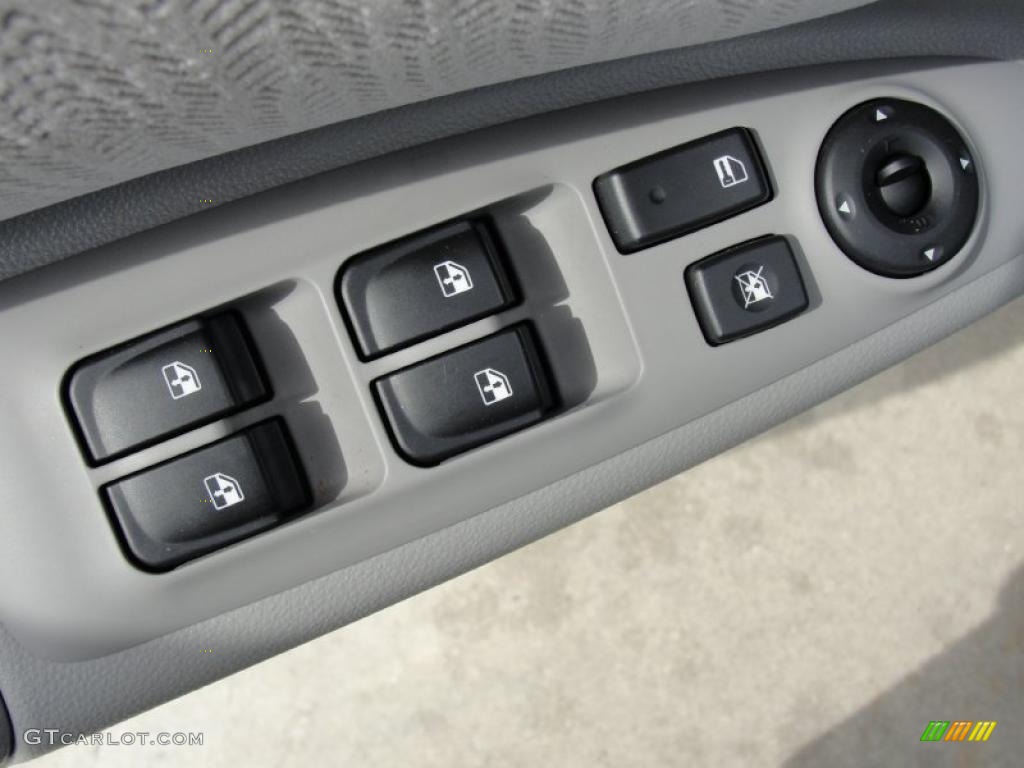 2009 Kia Optima LX Controls Photo #46477545