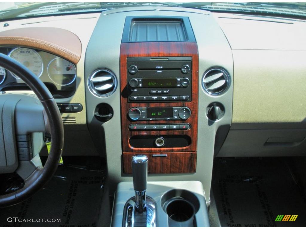 2005 Ford F150 King Ranch SuperCrew Castano Brown Leather Dashboard Photo #46478100