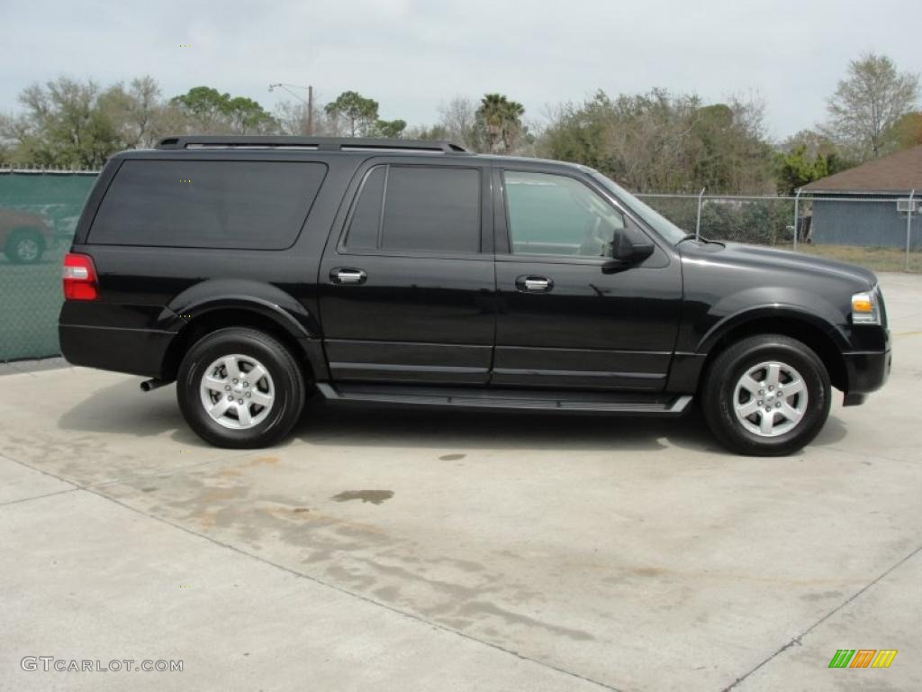 2010 Expedition EL XLT - Tuxedo Black / Stone photo #2