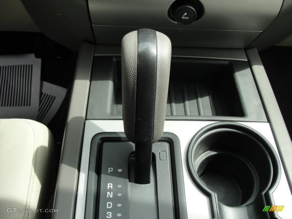 2010 Ford Expedition EL XLT Transmission Photos
