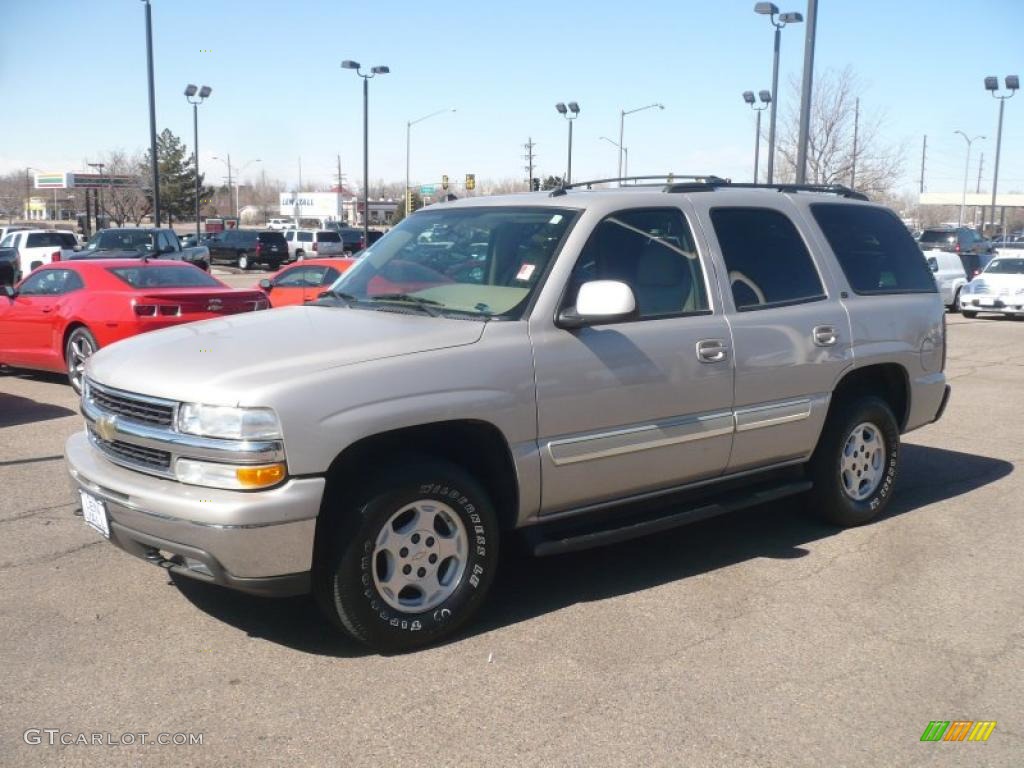 2004 Tahoe LT 4x4 - Silver Birch Metallic / Tan/Neutral photo #2