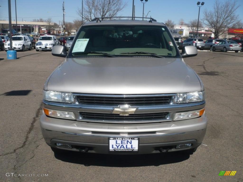 2004 Tahoe LT 4x4 - Silver Birch Metallic / Tan/Neutral photo #3