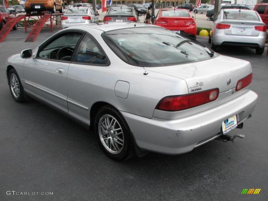 Vogue Silver Metallic 2000 Acura Integra LS Coupe Exterior Photo #46481976