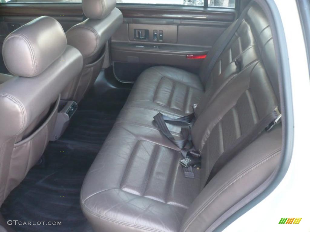 Mocha Interior 1995 Cadillac DeVille Concours Photo #46482051