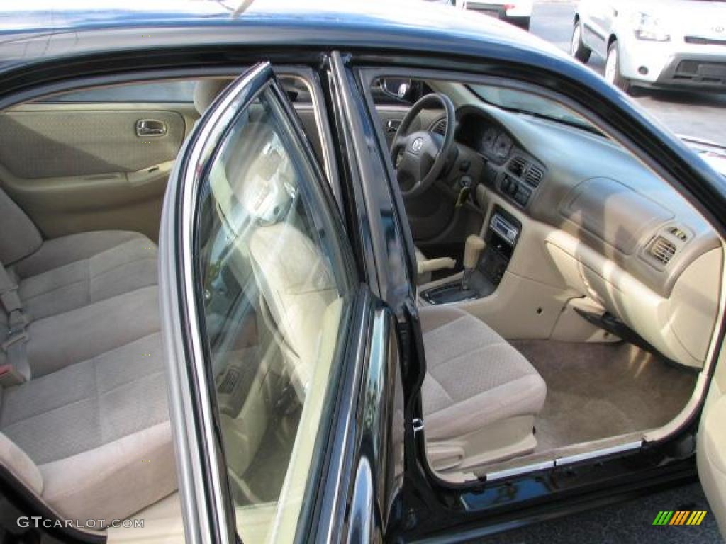 2001 626 LX - Black Onyx / Beige photo #12
