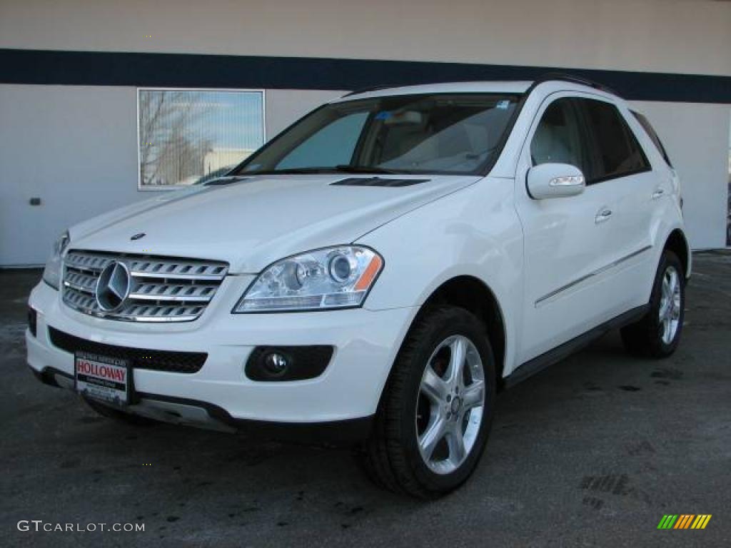 2008 ML 350 4Matic - Arctic White / Macadamia photo #1