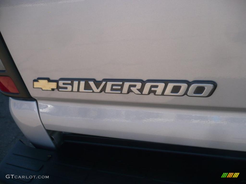 2007 Chevrolet Silverado 3500HD Classic LT Crew Cab 4x4 Dually Marks and Logos Photo #46482975