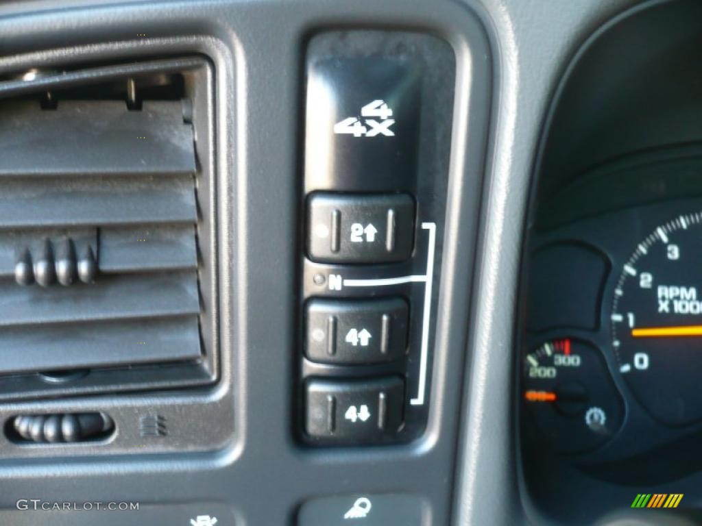 2007 Chevrolet Silverado 3500HD Classic LT Crew Cab 4x4 Dually Controls Photo #46483209
