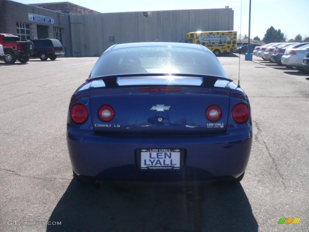 2007 Cobalt LS Coupe - Laser Blue Metallic / Gray photo #5