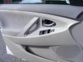 Super White - Camry LE Photo No. 23