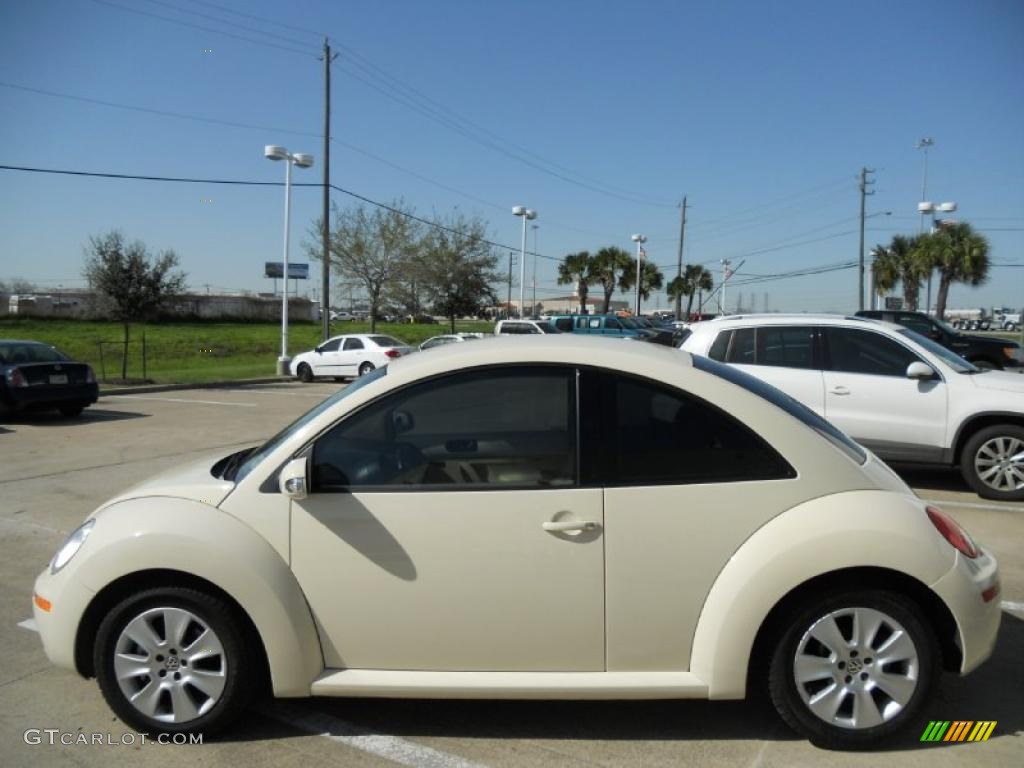 Harvest Moon Beige 2009 Volkswagen New Beetle 2.5 Coupe Exterior Photo #46483833