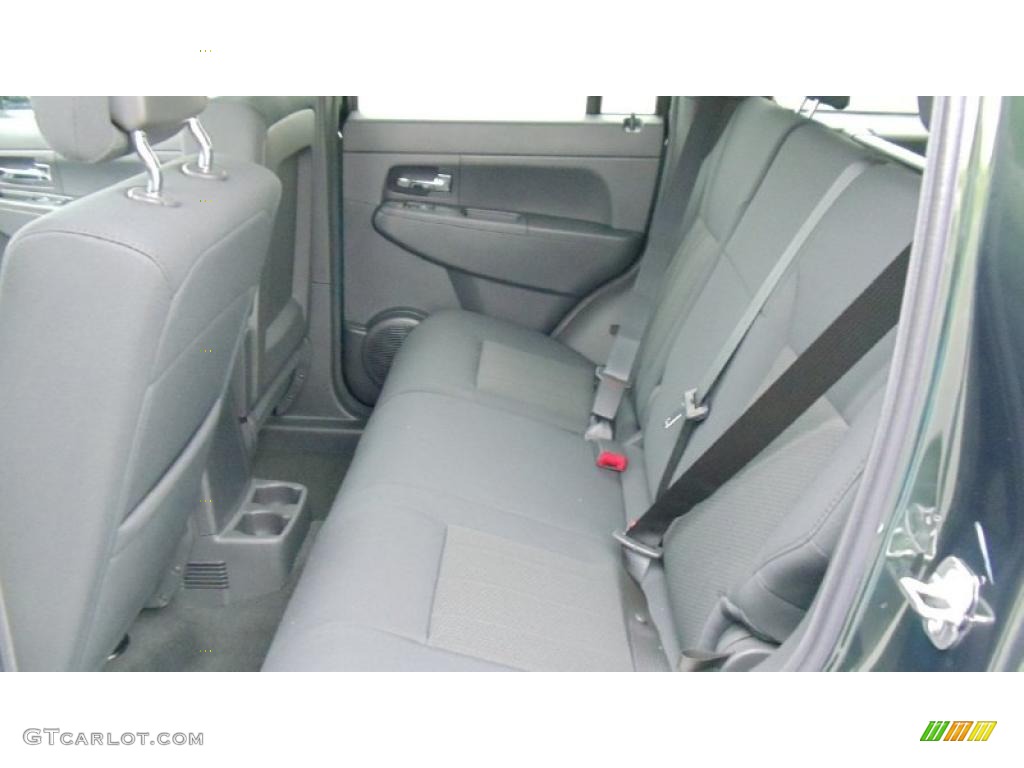 2011 Liberty Sport 4x4 - Natural Green Metallic / Dark Slate Gray photo #14