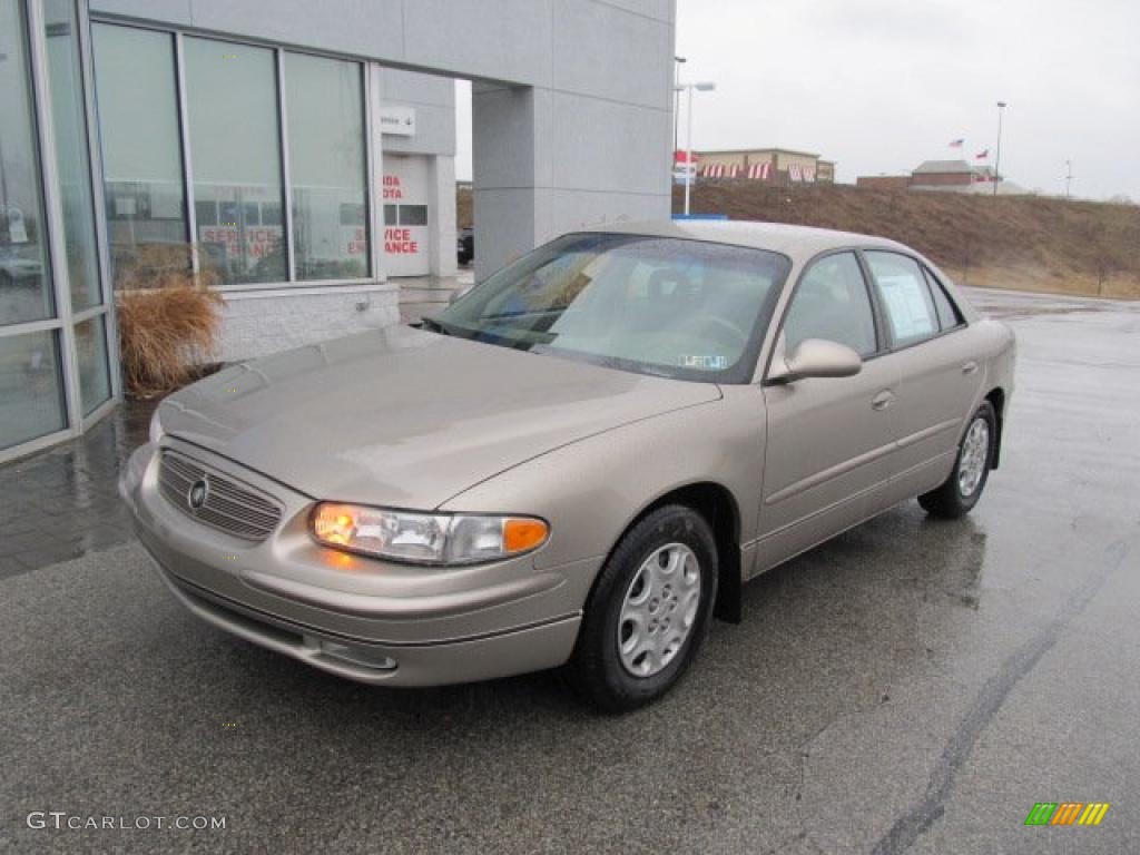 Light Sandrift Metallic 2002 Buick Regal LS Exterior Photo #46485429
