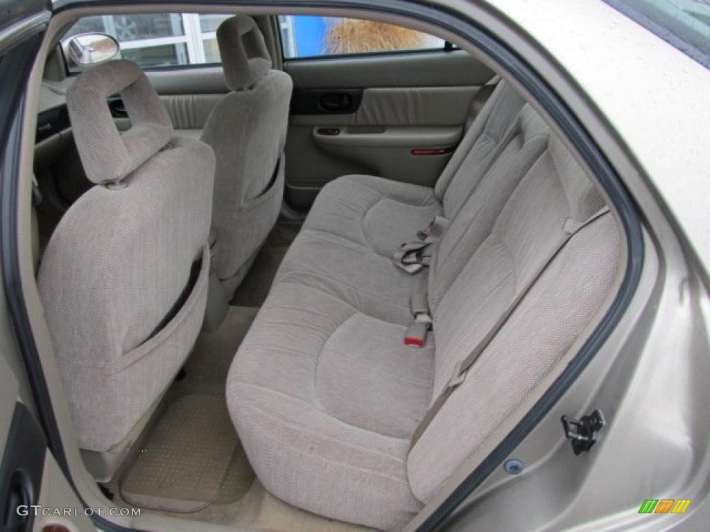Taupe Interior 2002 Buick Regal LS Photo #46485531