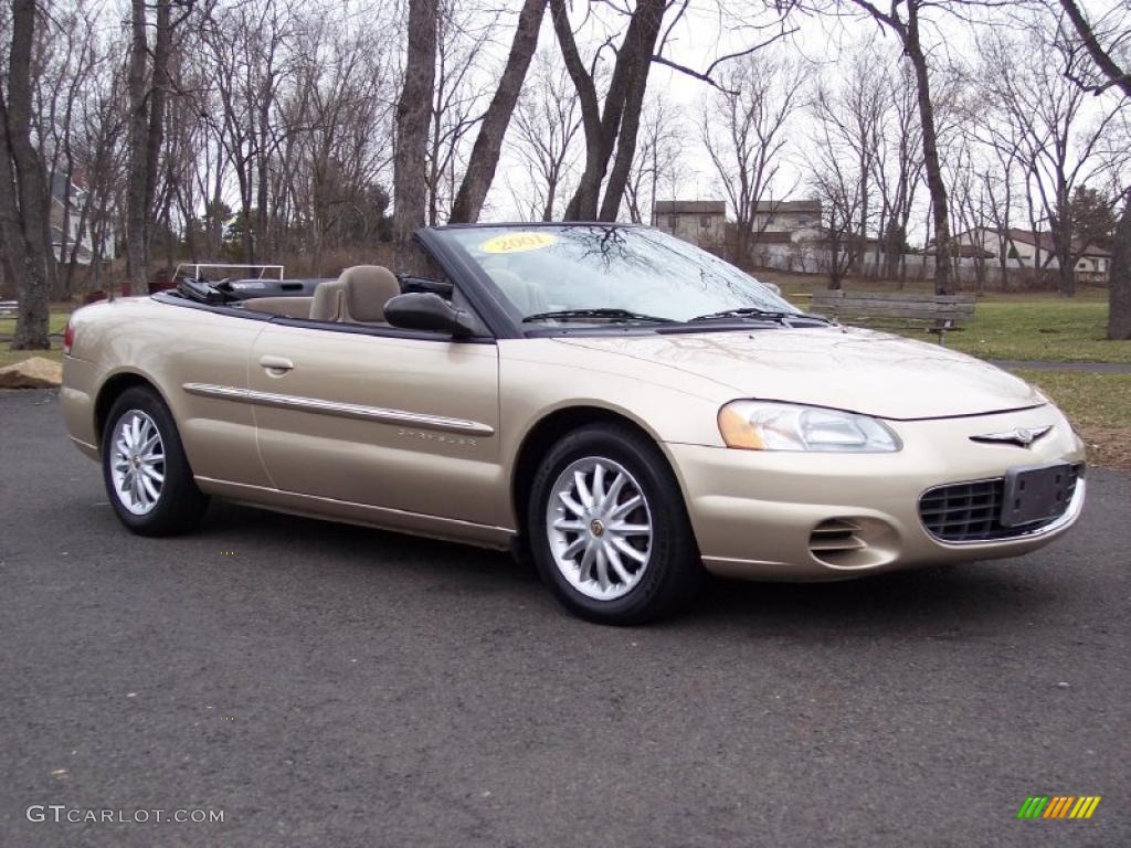 Champagne Pearlcoat Chrysler Sebring