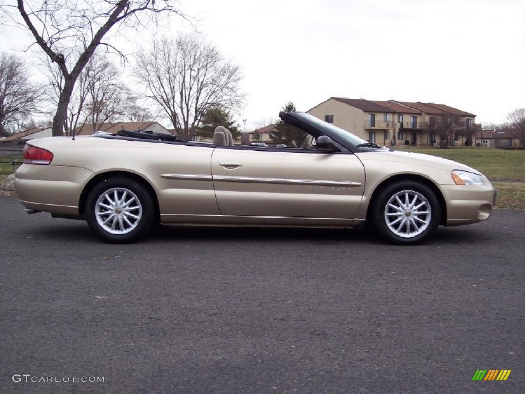 Champagne Pearlcoat 2001 Chrysler Sebring LX Convertible Exterior Photo #46486131