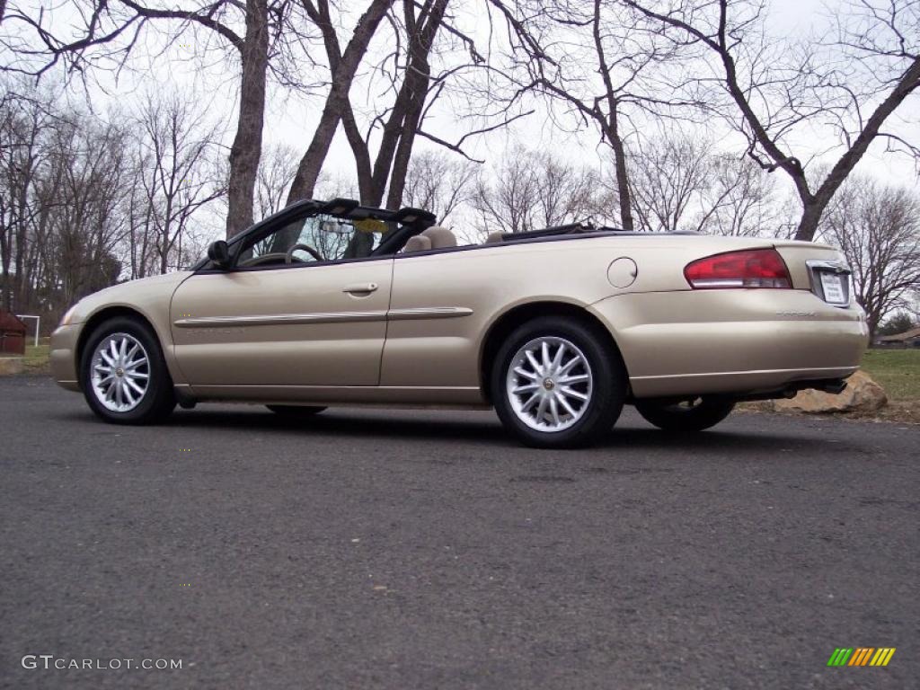 Champagne Pearlcoat 2001 Chrysler Sebring LX Convertible Exterior Photo #46486218