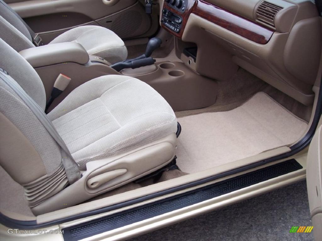 Sandstone Interior 2001 Chrysler Sebring LX Convertible Photo #46486542