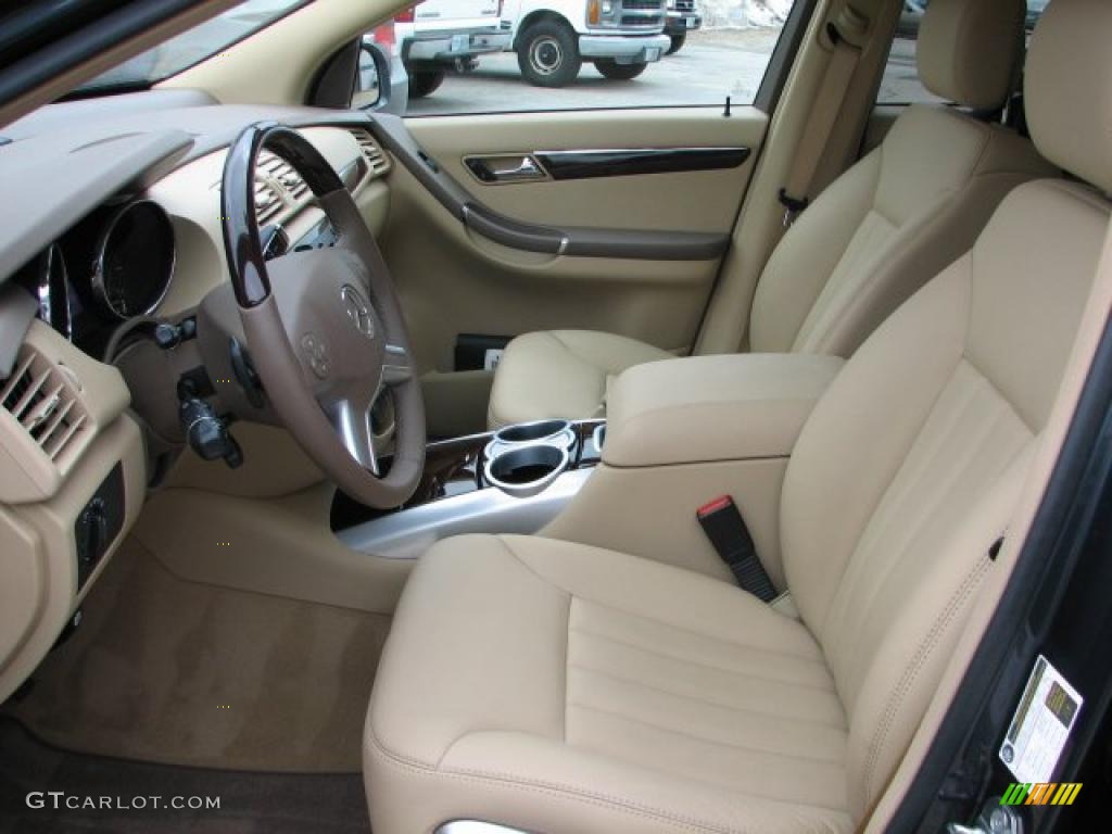 Cashmere Interior 2010 Mercedes-Benz R 350 4Matic Photo #46488153