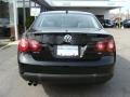 Black - Jetta SE Sedan Photo No. 5