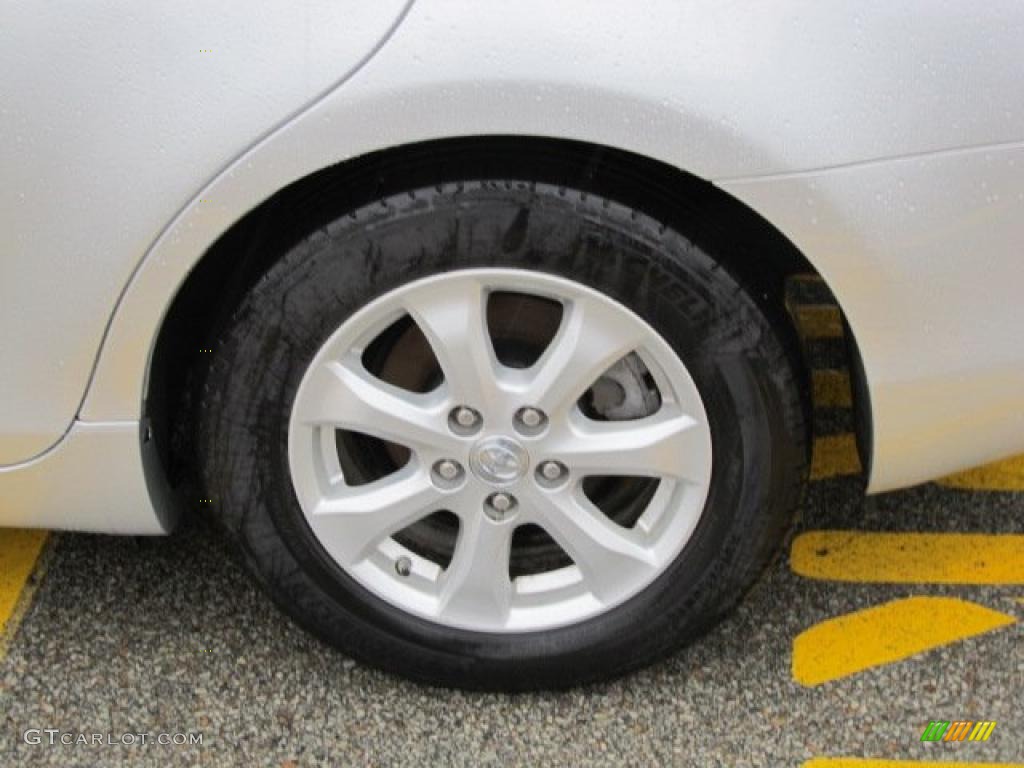 2011 Toyota Camry LE Wheel Photo #46489329