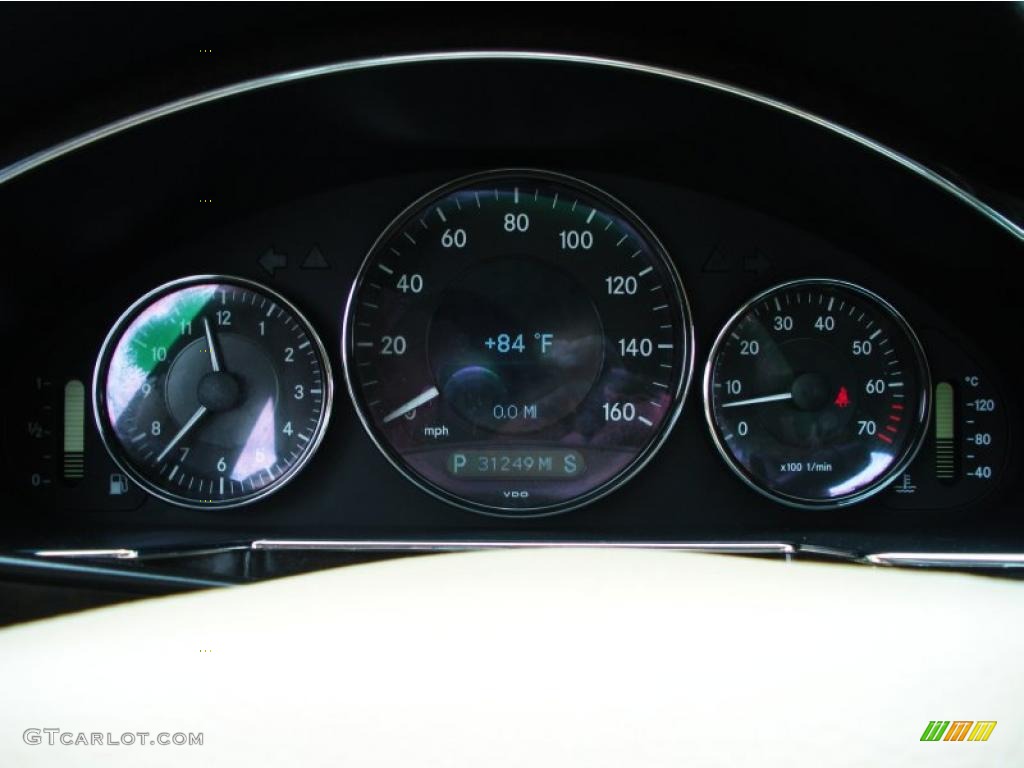 2007 Mercedes-Benz CLS 550 Gauges Photo #46491471