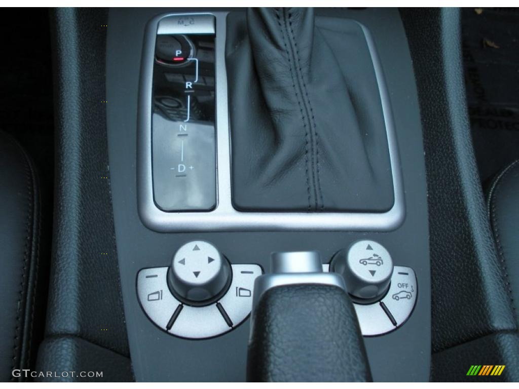 2008 Mercedes-Benz SLK 55 AMG Roadster Controls Photo #46492404