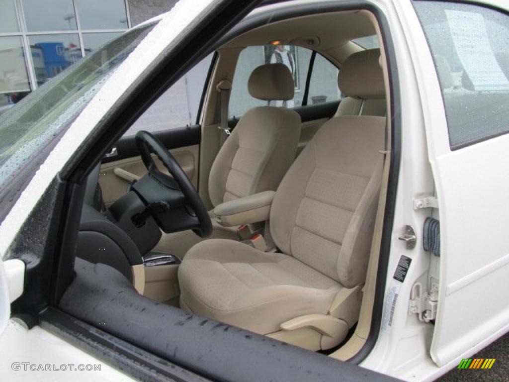 Beige Interior 2000 Volkswagen Jetta GLS Sedan Photo #46492776