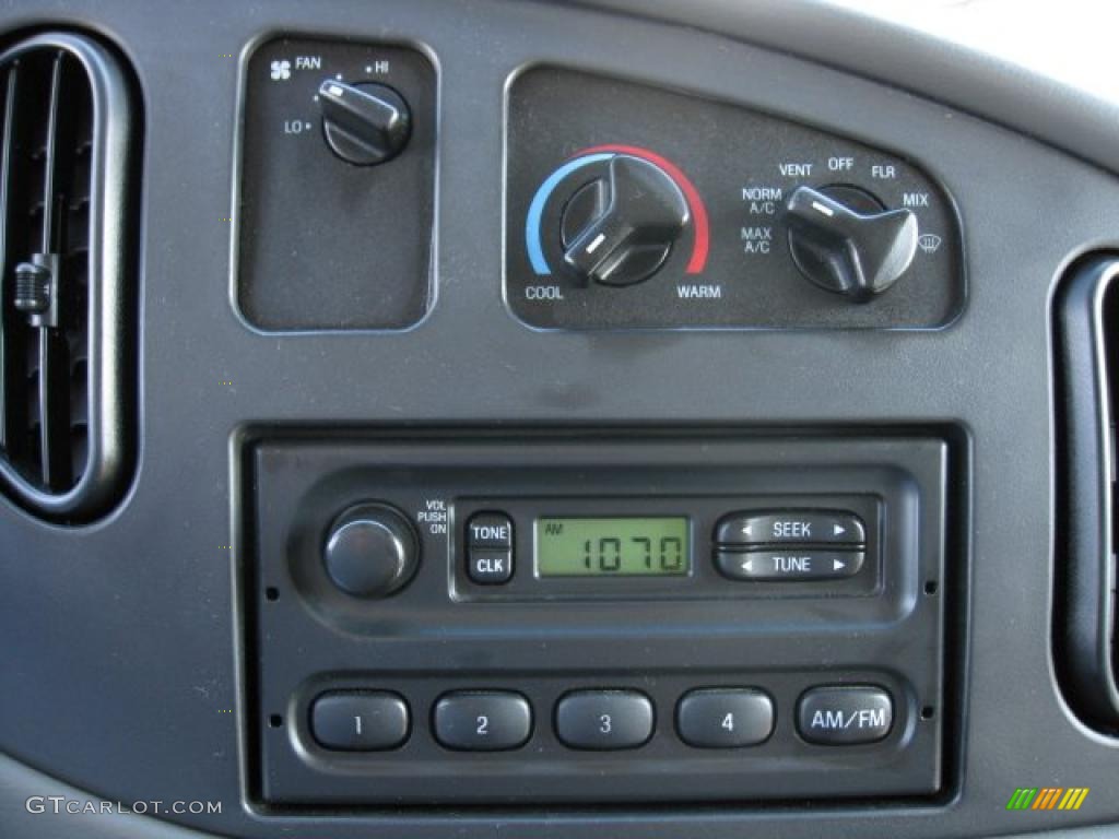 2007 Ford E Series Van E350 Super Duty Cargo Controls Photo #46494186