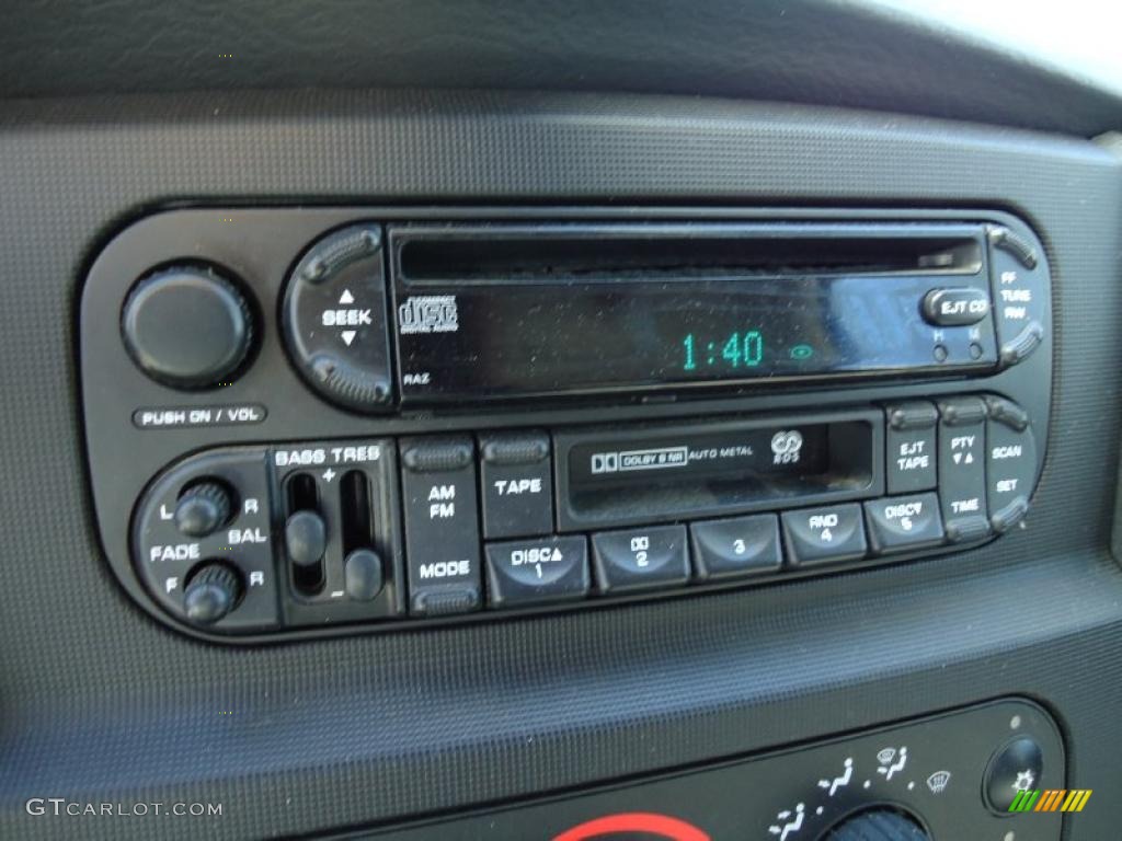 2003 Dodge Ram 2500 SLT Quad Cab Controls Photo #46494477