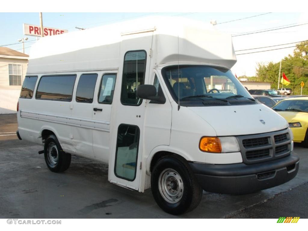 Bright White 2000 Dodge Ram Van 3500 Passenger Exterior Photo #46494537